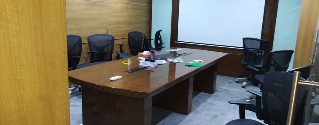 banner3 Modular Office Furniture